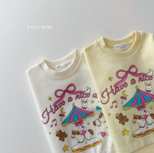 Daily Bebe Girls Carousel Graphic Sweatshirt Cream