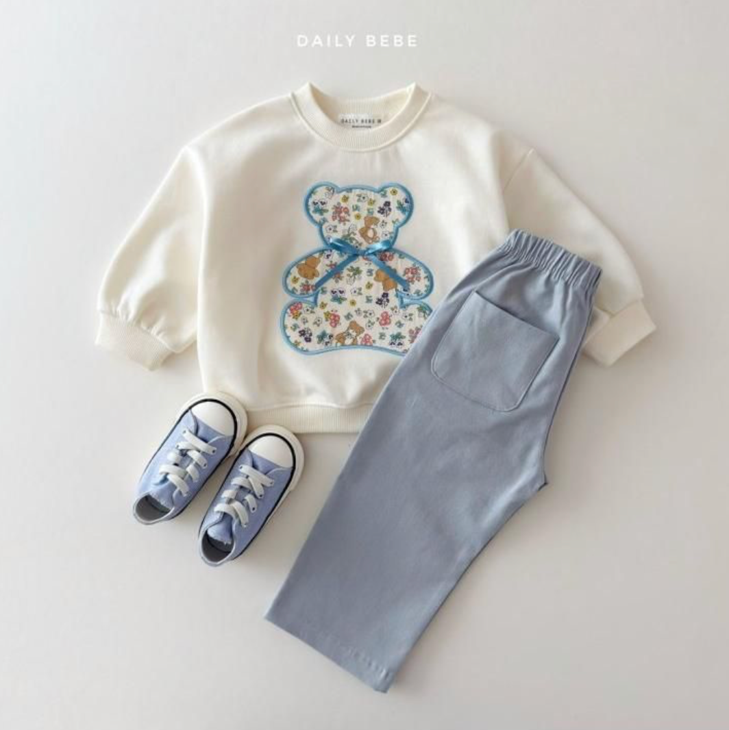 Daily Bebe Girls Floral Bear Sweatshirt
