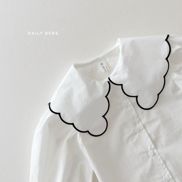 Daily Bebe Girls Contrast Scalloped Collar Blouse