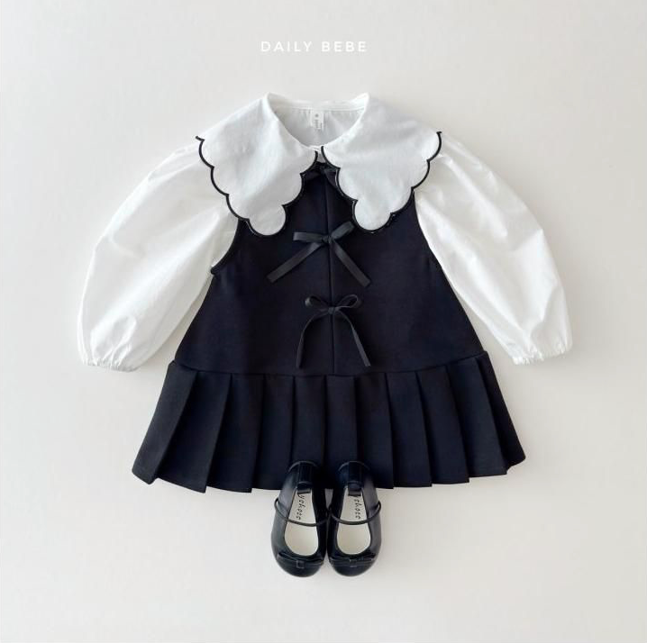 Daily Bebe Girls Contrast Scalloped Collar Blouse